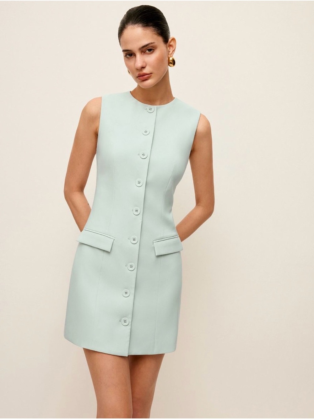 Button Front Dress With Pockets - Picture 4 of 6